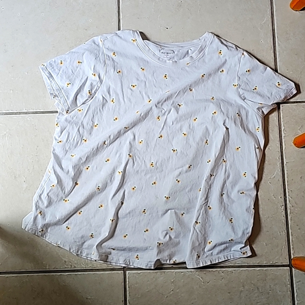 Old Navy SS tshirt